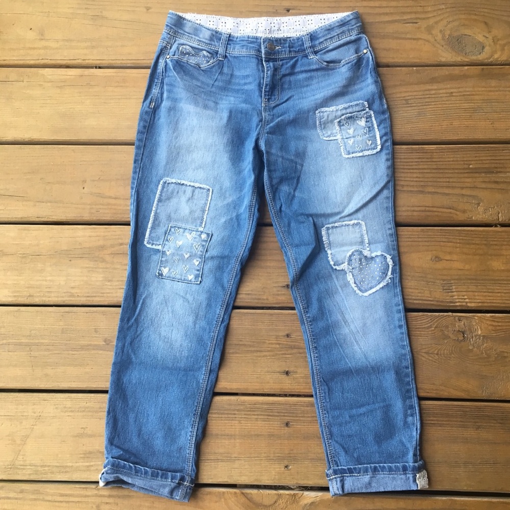 New LEI Boyfriend Jeans with Patches size 16